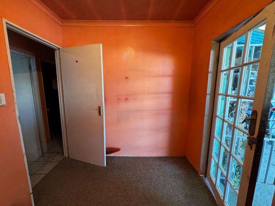 5 Bedroom Property for Sale in Delft South Western Cape